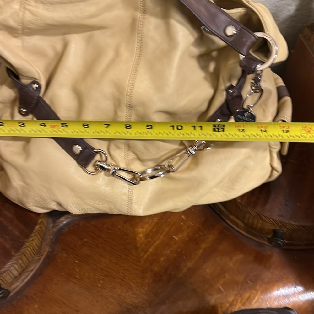 🔥Elegant Junior Drake "PRIVATE JET" Light Tan Hobo Bag w/ Textured Leather - Picture 3 of 10